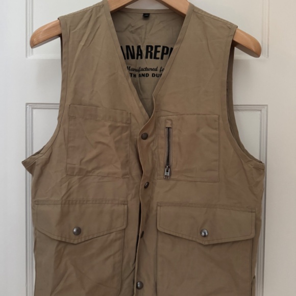 Banana Republic Safari Vest (M) - Picture 5 of 6